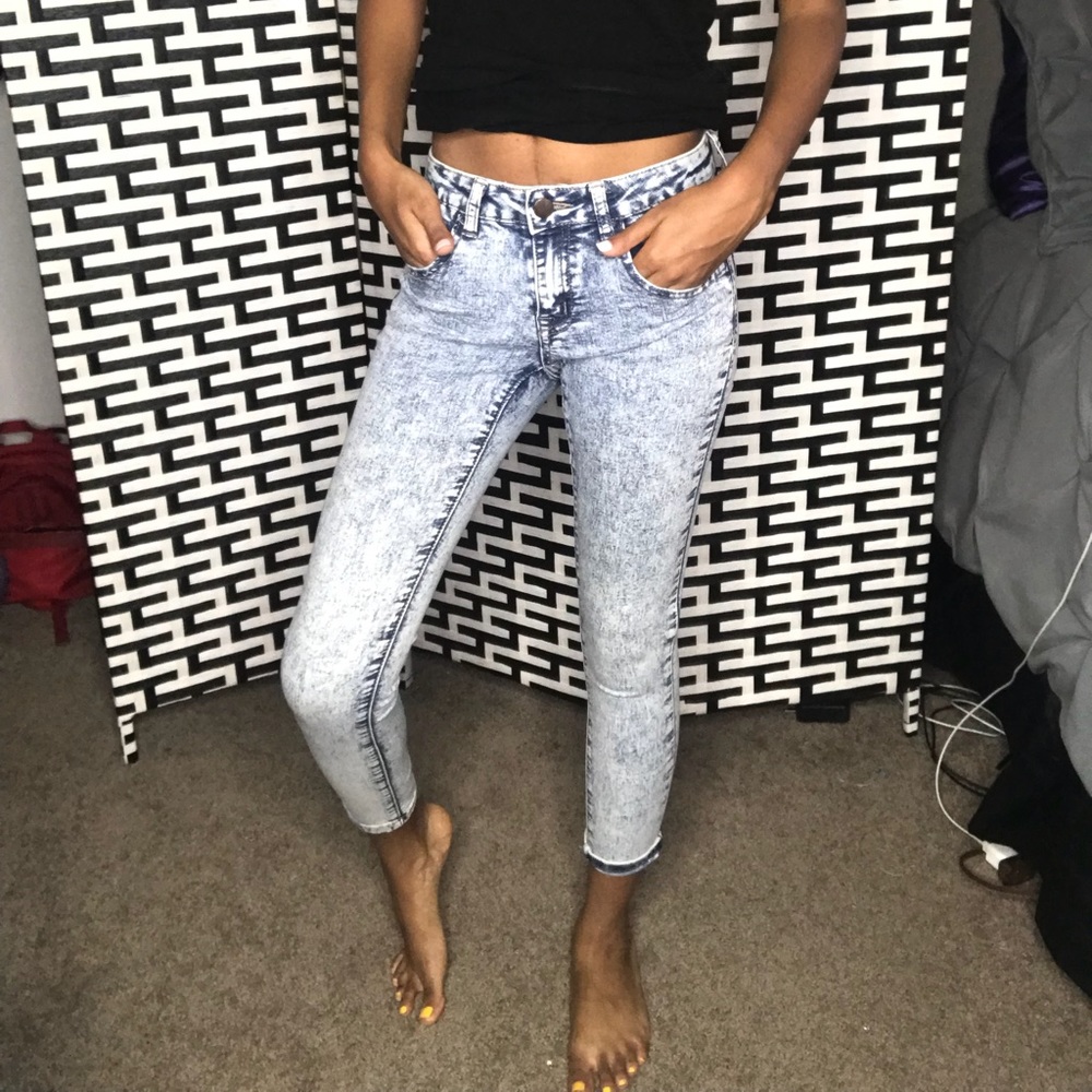 F21 | Acid washed Jeans